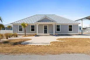 405 Arizona Dr, Mexico Beach, FL 32456 - Photo 56