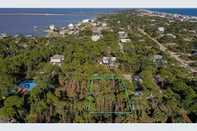 308 Howell St, Saint George Island, FL 32328 - Photo 8