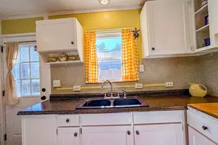 516 E Pine St, Lanark Village, FL 32323 - Photo 26