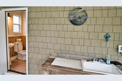 848 W Bay Shore Dr, Saint George Island, FL 32328 - Photo 8