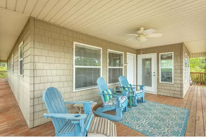 848 W Bay Shore Dr, Saint George Island, FL 32328 - Photo 10