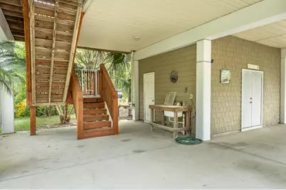 848 W Bay Shore Dr, Saint George Island, FL 32328 - Photo 8