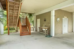 848 W Bay Shore Dr, Saint George Island, FL 32328 - Photo 8