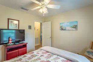 848 W Bay Shore Dr, Saint George Island, FL 32328 - Photo 30
