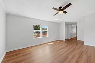 44 Jefferson St, Eastpoint, FL 32328 - Photo 14