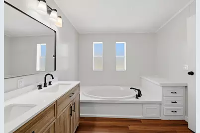 44 Jefferson St, Eastpoint, FL 32328 - Photo 30