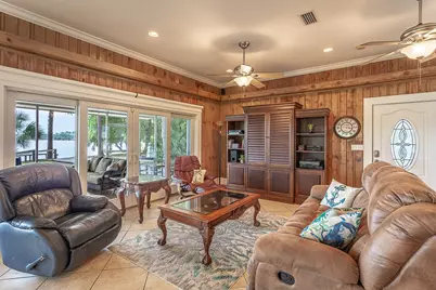 1117 Bragdon St, Carrabelle, FL 32322 - Photo 4