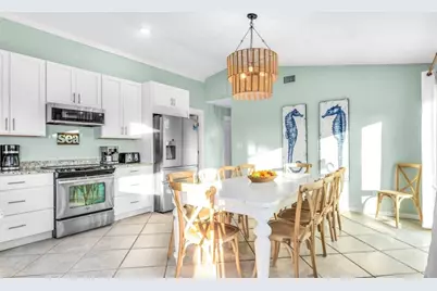 601 E Gorrie Dr, Saint George Island, FL 32328 - Photo 10