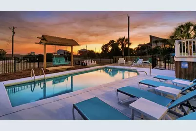 601 E Gorrie Dr, Saint George Island, FL 32328 - Photo 2