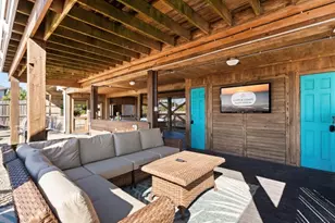 601 E Gorrie Dr, Saint George Island, FL 32328 - Photo 6