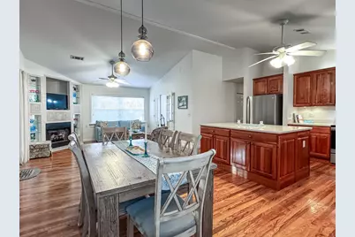 121 5th St, Apalachicola, FL 32320 - Photo 18