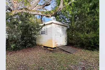 121 5th St, Apalachicola, FL 32320 - Photo 32