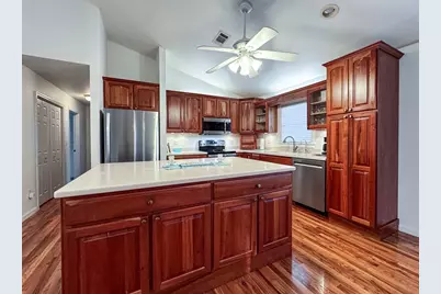 121 5th St, Apalachicola, FL 32320 - Photo 12