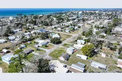 1309 McClelland Ave, Port Saint Joe, FL 32456 - Photo 32