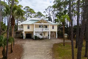 548 E Pine Ave, Saint George Island, FL 32328 - Photo 78