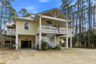 548 E Pine Ave, Saint George Island, FL 32328 - Photo 74