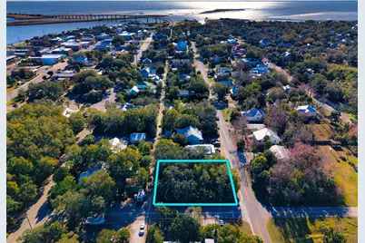 58 Ave H, Apalachicola, FL 32320 - Photo 8