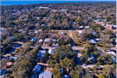 58 Ave H, Apalachicola, FL 32320 - Photo 4