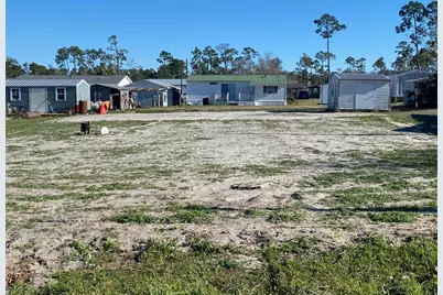 466 Pineda St, Port Saint Joe, FL 32456 - Photo 1