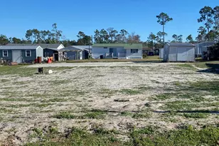 466 Pineda St, Port Saint Joe, FL 32456 - Photo 1