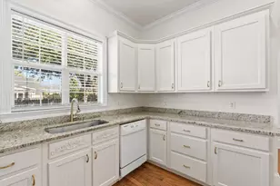 122 Cabell Dr, Port Saint Joe, FL 32456 - Photo 12