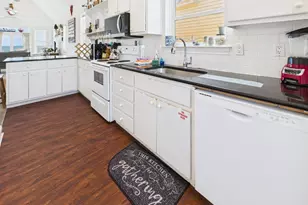 128 E Gorrie Dr, Saint George Island, FL 32328 - Photo 18