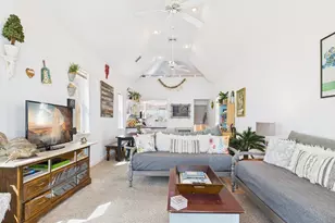 128 E Gorrie Dr, Saint George Island, FL 32328 - Photo 8