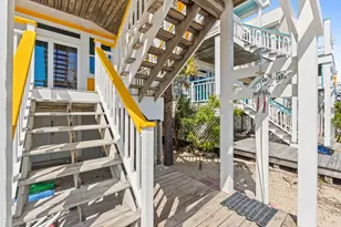 128 E Gorrie Dr, Saint George Island, FL 32328 - Photo 36