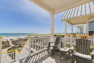 128 E Gorrie Dr, Saint George Island, FL 32328 - Photo 12