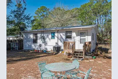 122 Bragdon St, Carrabelle, FL 32322 - Photo 2