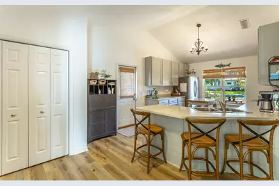 65 16th St, Apalachicola, FL 32320 - Photo 6