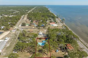 10 6th St, Eastpoint, FL 32328 - Photo 8