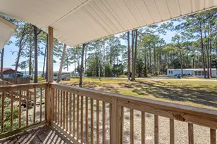 10 6th St, Eastpoint, FL 32328 - Photo 28