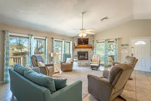 10 6th St, Eastpoint, FL 32328 - Photo 14