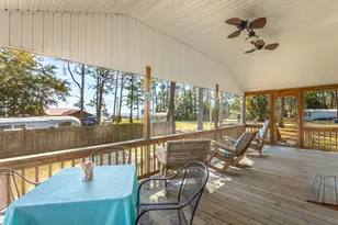 10 6th St, Eastpoint, FL 32328 - Photo 56