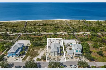 401 Front St, Port Saint Joe, FL 32456 - Photo 4