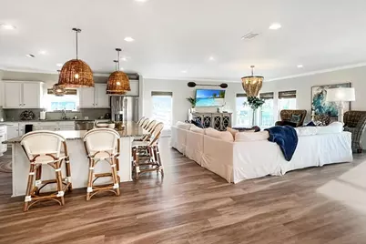 401 Front St, Port Saint Joe, FL 32456 - Photo 12