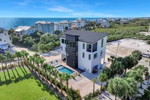563 Secluded Dunes Dr, Port Saint Joe, FL 32456 - Photo 1