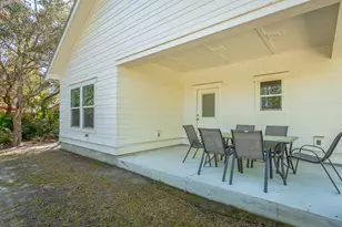 149 Las Brisas Dr, Eastpoint, FL 32328 - Photo 12