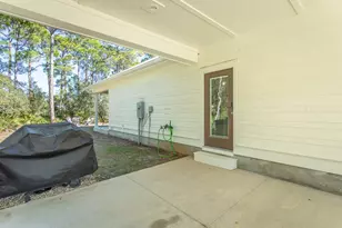 149 Las Brisas Dr, Eastpoint, FL 32328 - Photo 8