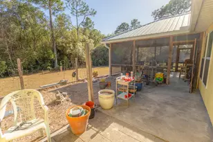 652 Longwood Ct, Eastpoint, FL 32328 - Photo 24