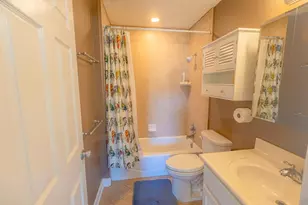 652 Longwood Ct, Eastpoint, FL 32328 - Photo 10