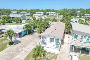 633 E Gorrie Dr, Saint George Island, FL 32328 - Photo 34