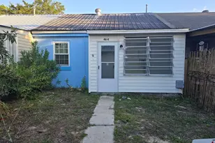 46 Carlton Ave, Lanark Village, FL 32323 - Photo 1