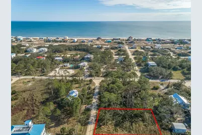 308 Quinn St, Saint George Island, FL 32328 - Photo 8
