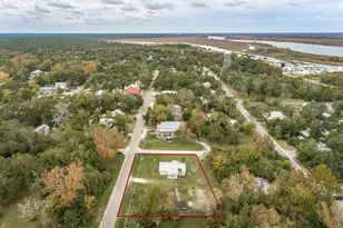 76 Ave H, Apalachicola, FL 32320 - Photo 4