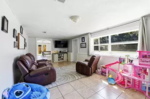 1012 N W Ave C, Carrabelle, FL 32322 - Photo 10