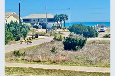 501 W Gulf Beach Dr, Saint George Island, FL 32328 - Photo 18