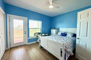 501 W Gulf Beach Dr, Saint George Island, FL 32328 - Photo 12