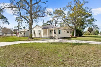 209 16th St, Port Saint Joe, FL 32456 - Photo 1